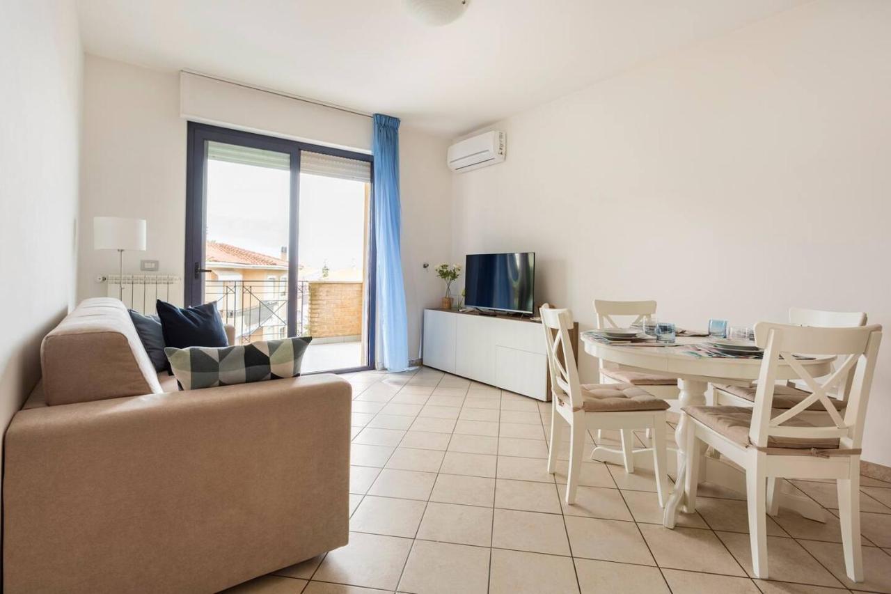 Alloggio Vista Mare - Parcheggio Gratis Pineto Exteriér fotografie