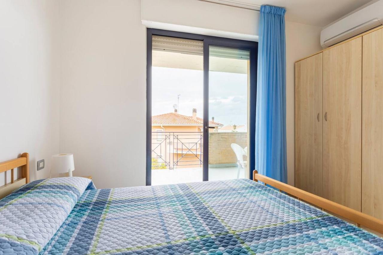 Alloggio Vista Mare - Parcheggio Gratis Pineto Exteriér fotografie